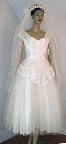 Vintage 50's White Shelf Bust Ballerina Length Prom Wedding Gown S Small 32B